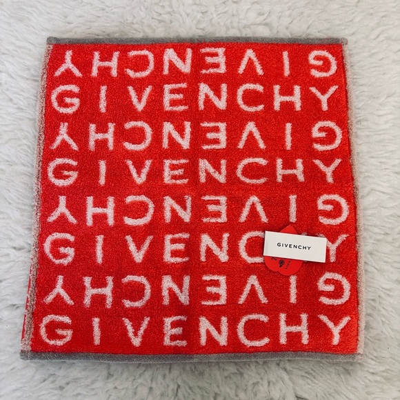 Givenchy Red and White Hand Towel Size 10.5” - Picture 8 of 10